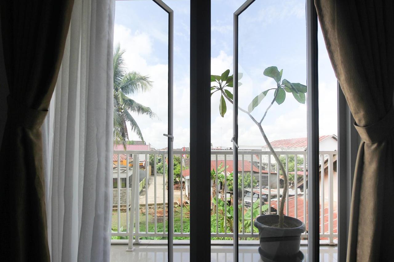 Oyo 3816 The Tispa Syariah Residence Palembang Extérieur photo