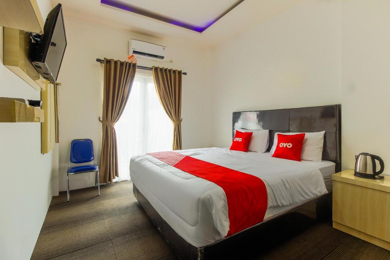 Oyo 3816 The Tispa Syariah Residence Palembang Extérieur photo