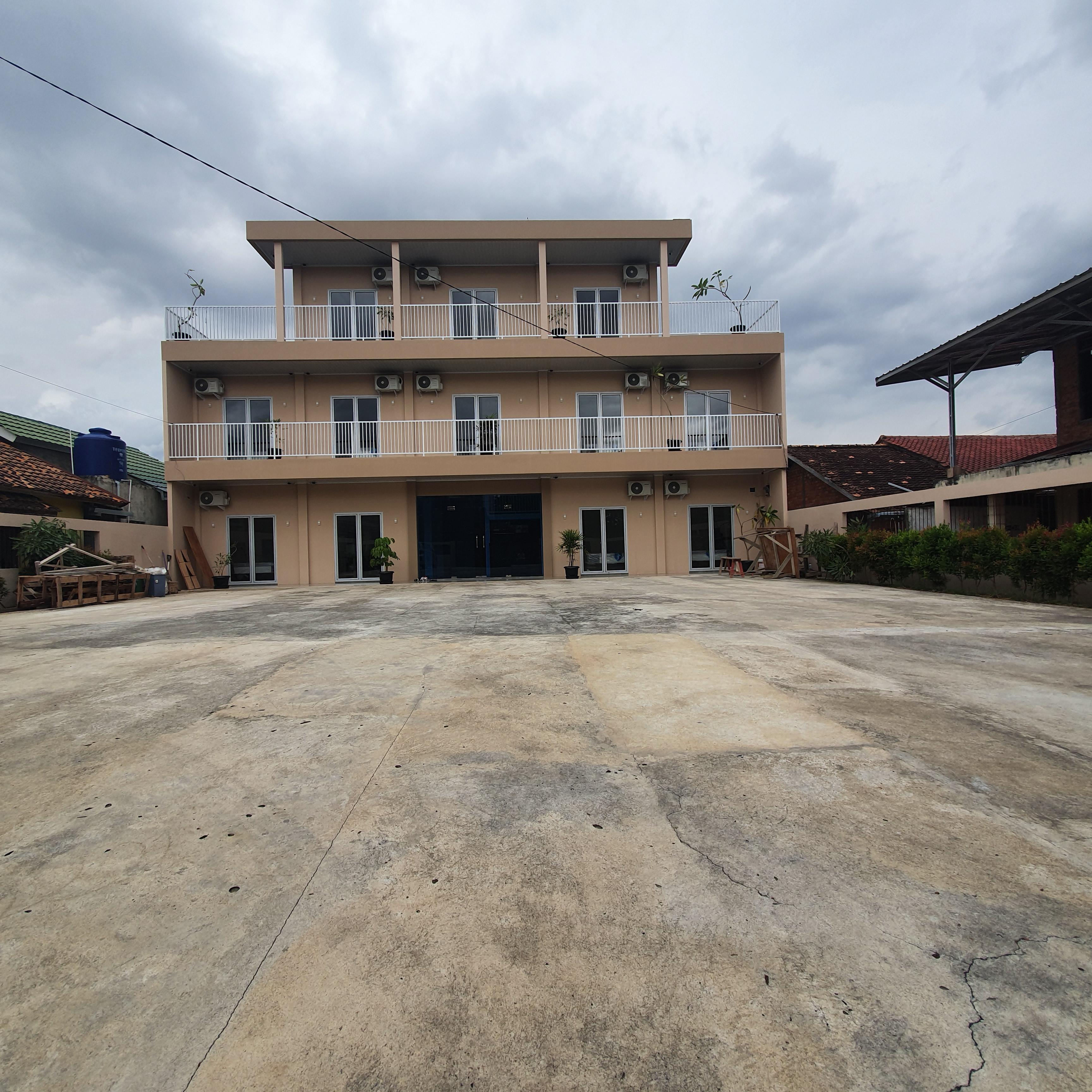 Oyo 3816 The Tispa Syariah Residence Palembang Extérieur photo